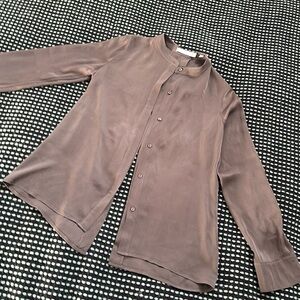 Vince Silk Stretch Green/Brown Split Back Button Down Blouse Size 2